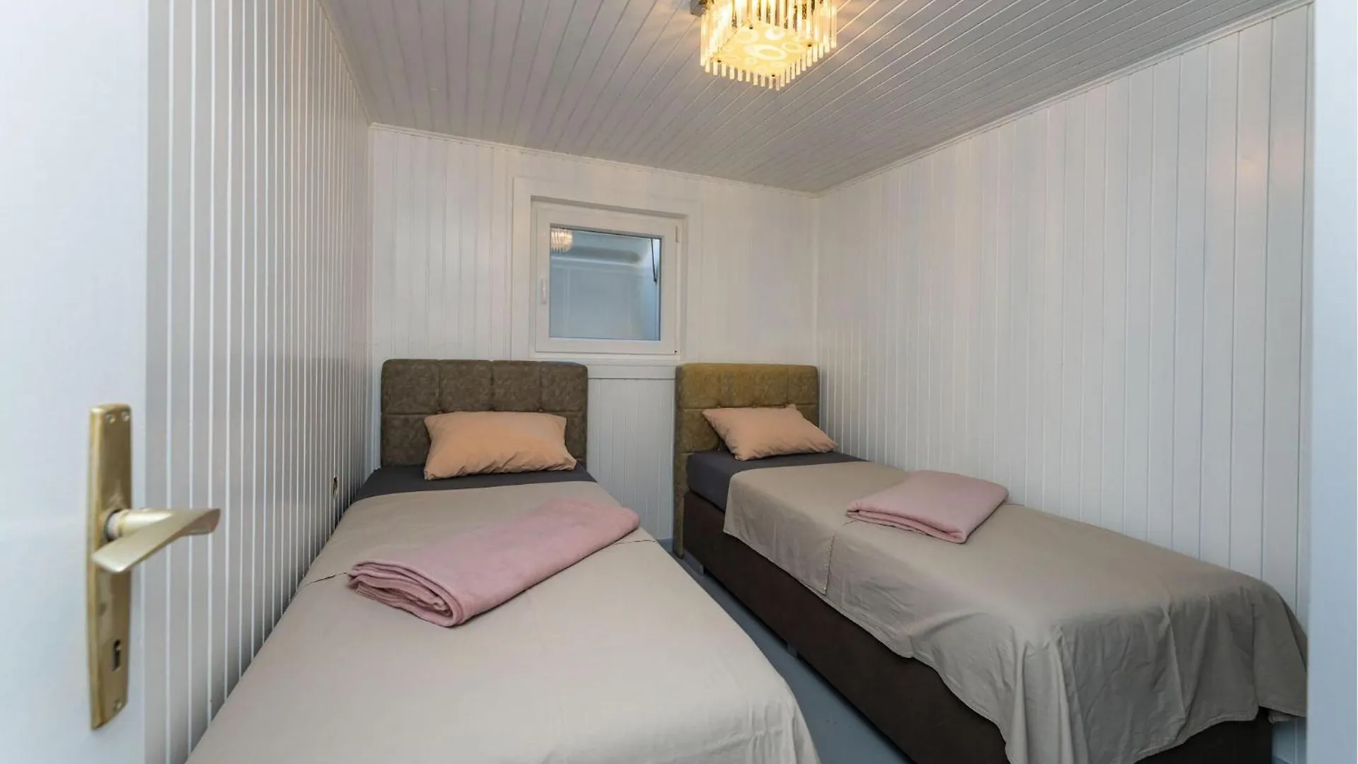2 Bedroom Nice Apartment In ريتنا كرواتيا